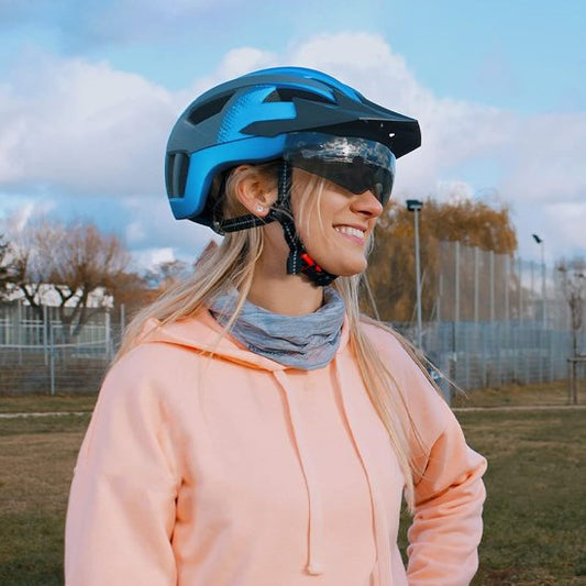casque velo bleu